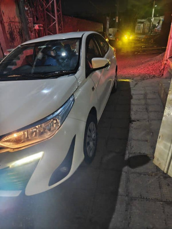 toyota-yaris-2021-big-1