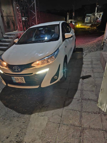 toyota-yaris-2021-big-0