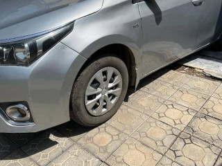 toyota-corolla-gli-2014