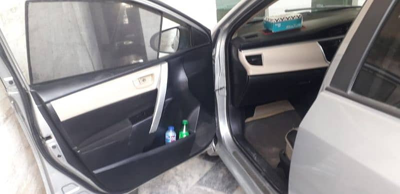 toyota-corolla-gli-2014-big-7