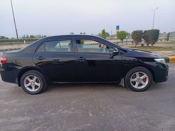 toyota-corolla-xli-2010-big-13