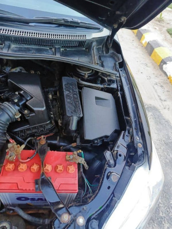 toyota-corolla-xli-2010-big-4