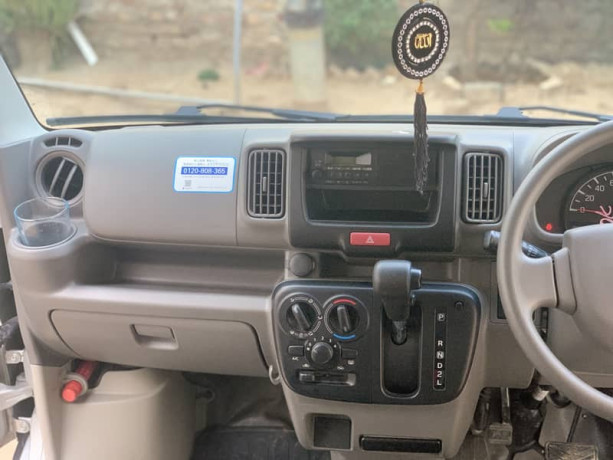suzuki-every-20192024-big-13