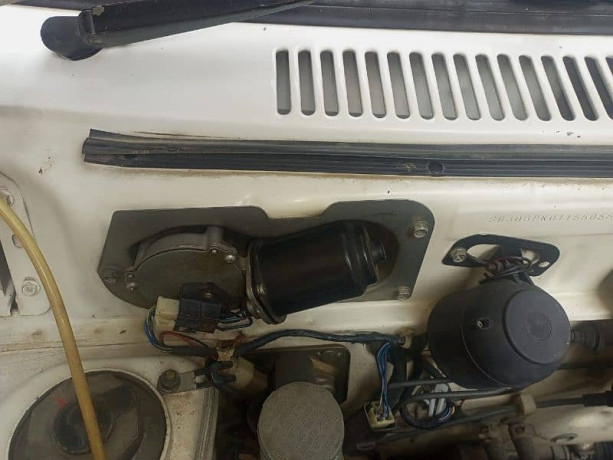 suzuki-mehran-vx-2016-big-8