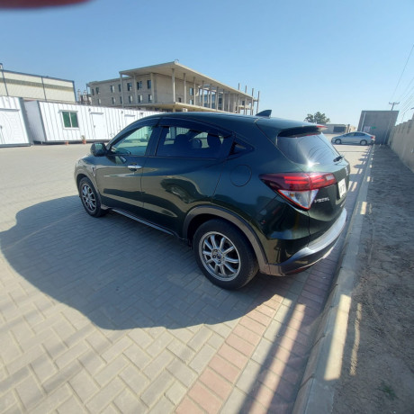 honda-vezel-hybrid-x-l-package-2015-big-10