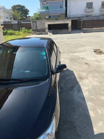 toyota-corolla-altis-2012-big-2