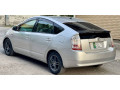 prius-2009-small-4