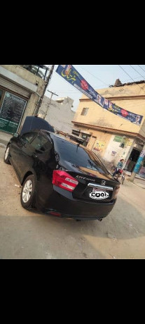 honda-city-aspire-15-2017-model-in-original-condition-big-0