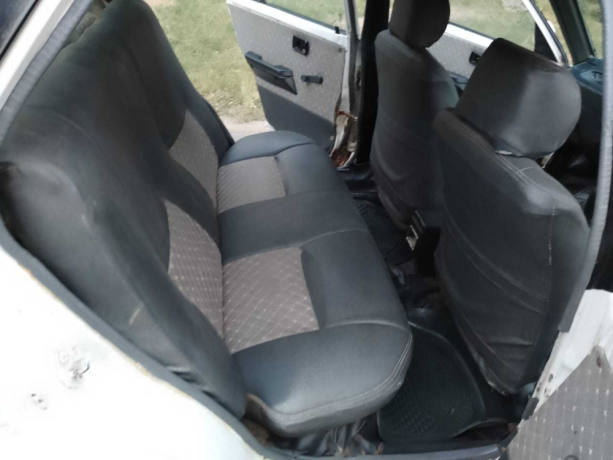 toyota-corolla-altis-x-manual-16-big-5