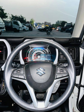 suzuki-hustler-2023-big-15
