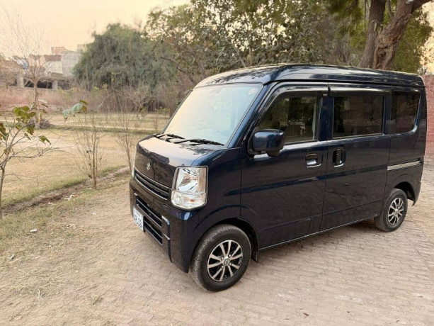 suzuki-every-2019-big-11