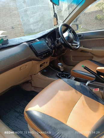 honda-civic-exi-2005-big-11
