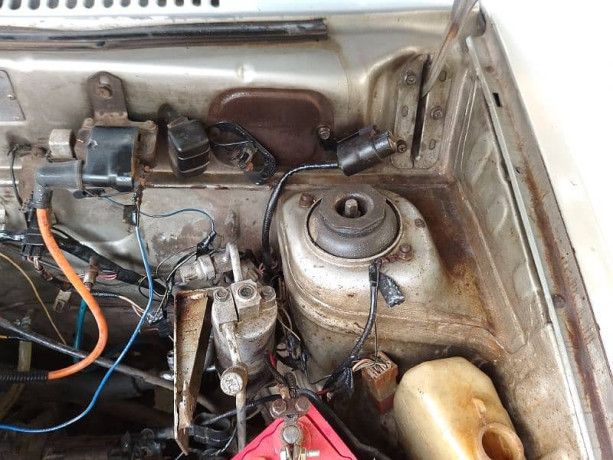 suzuki-mehran-vxr-2007-big-17