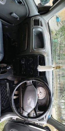 suzuki-alto-2006-big-9
