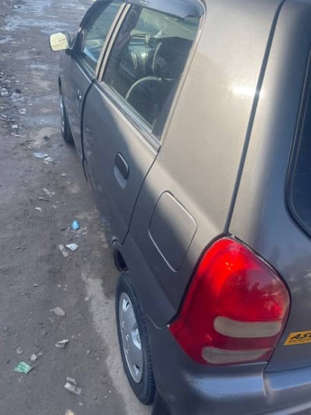 suzuki-alto-2012-big-10