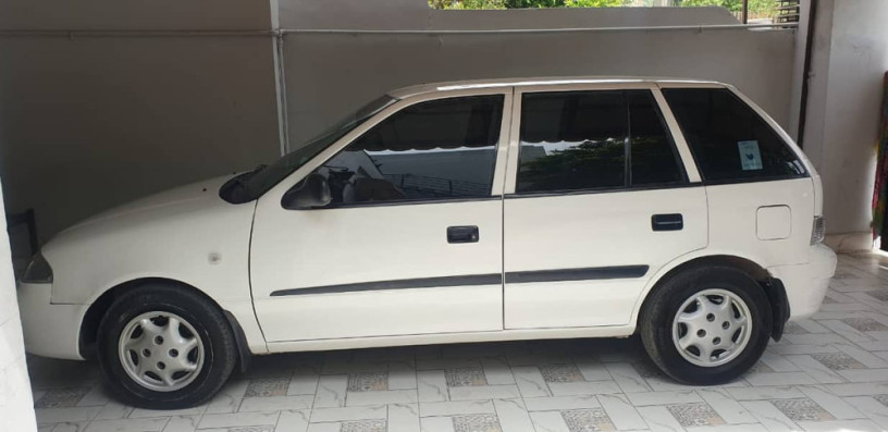 suzuki-cultus-vxr-2015-big-6