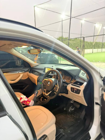 bmw-x1s-drive-18iat-big-9