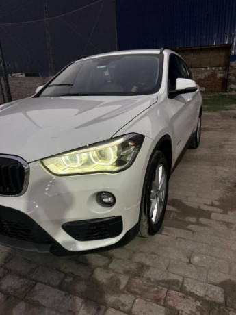 bmw-x1s-drive-18iat-big-3