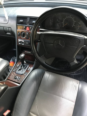 mercedez-benz-c180-w202-1998-2008-registered-big-0