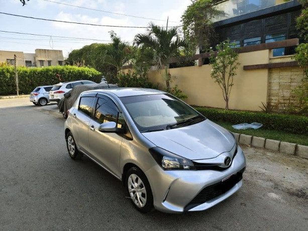 toyota-vitz-f-10cc-smile-edition-model-201417-original-silver-color-big-2