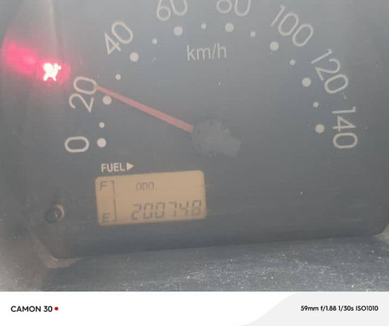 daihatsu-hijet-2012-big-19