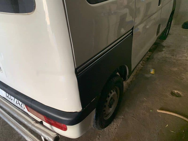 daihatsu-hijet-2012-big-9