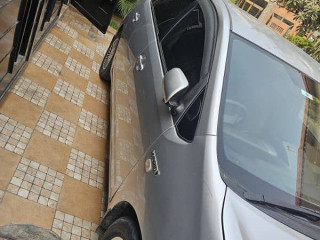 toyota-prius-2011