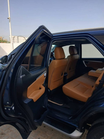 toyota-fortuner-sigma-2021-new-shape-rear-car-1st-owner-new-condition-big-19