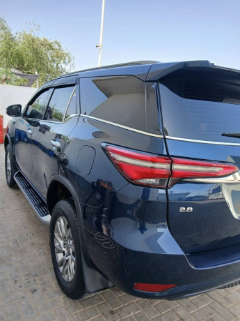 toyota-fortuner-sigma-2021-new-shape-rear-car-1st-owner-new-condition-big-10