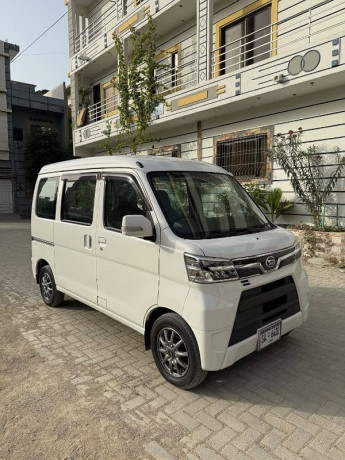 daihatsu-hijet-2019-big-1