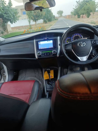 toyota-fielder-big-9