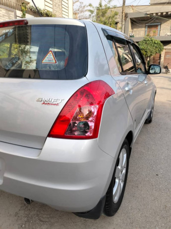 suzuki-swift-model-2015-automatic-big-14