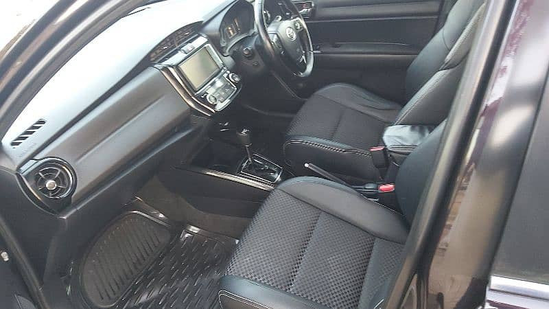toyota-corolla-fielder-2016-big-9
