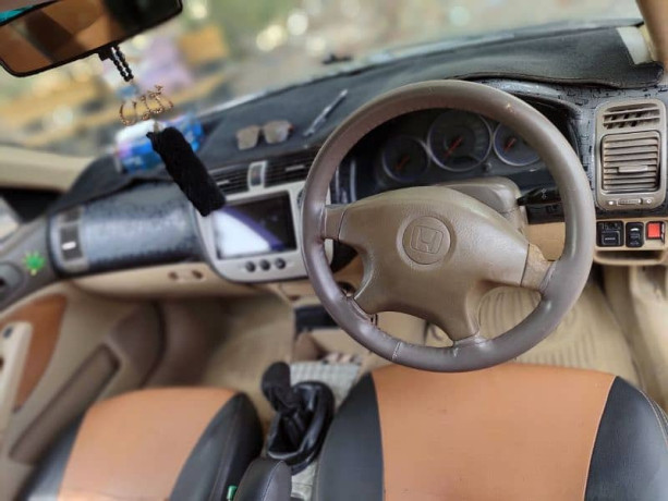 honda-civic-vti-oriel-2005-big-4