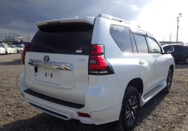 toyota-prado-tx-l-27-petrol-big-7