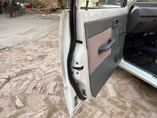 suzuki-mehran-vxr-2017-big-7