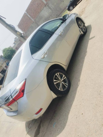 toyota-corolla-gli-2019-big-2