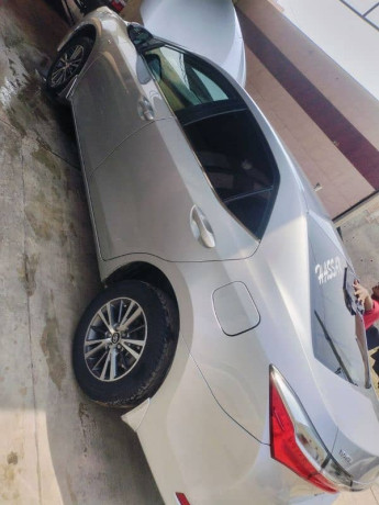 toyota-corolla-gli-2019-big-4