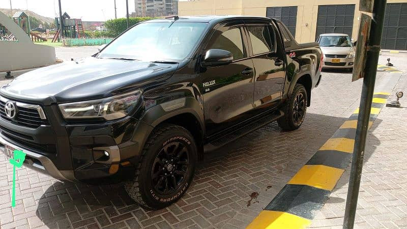 toyota-hilux-2023-big-15