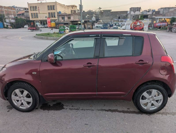 suzuki-swift-2010-big-13