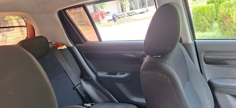 suzuki-swift-2010-big-6