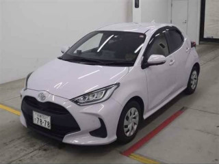 toyota-yaris-2021