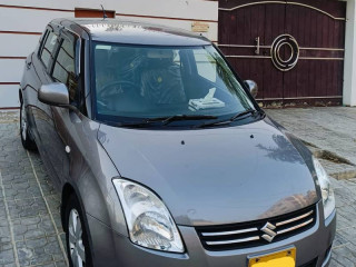 suzuki-swift-13-dlx-navigation-model-2014