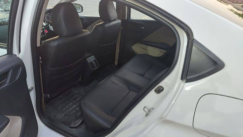 honda-city-aspire-15-cvt-full-option-2223-big-2