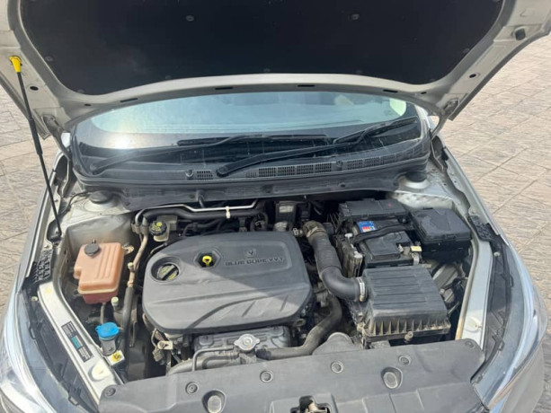 changan-alsvin-2022-big-9