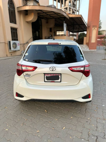 toyota-vitz-2017-big-1