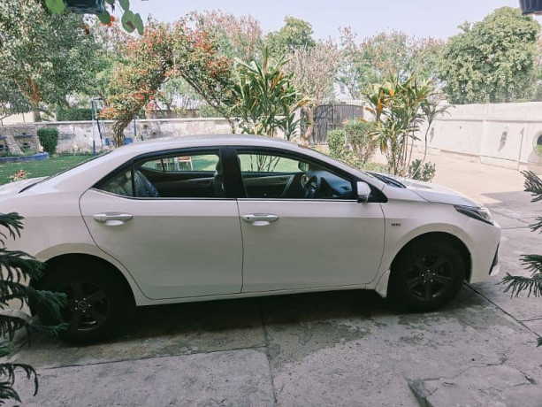 toyota-corolla-gli-13-automatic-2019-big-5