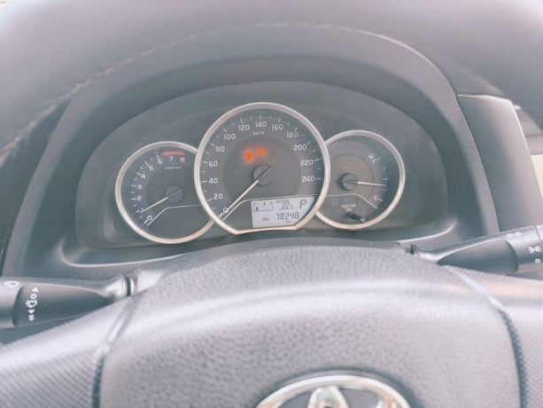 toyota-corolla-gli-13-automatic-2019-big-17