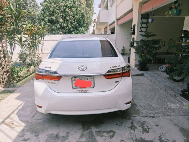toyota-corolla-gli-13-automatic-2019-big-3
