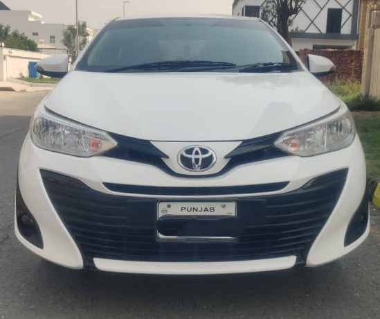 toyota-yaris-2021-ativ-13-cvt-big-0